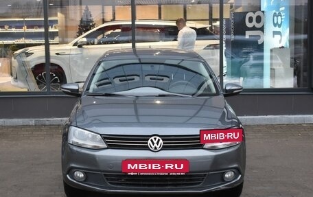 Volkswagen Jetta VI, 2013 год, 980 000 рублей, 2 фотография