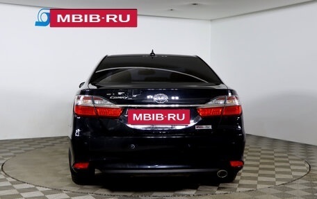 Toyota Camry, 2018 год, 2 379 990 рублей, 6 фотография