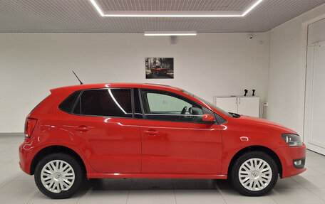 Volkswagen Polo VI (EU Market), 2012 год, 700 000 рублей, 4 фотография