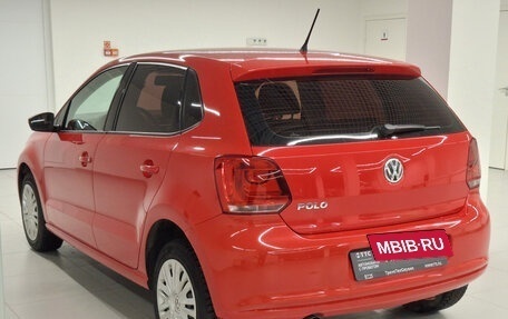 Volkswagen Polo VI (EU Market), 2012 год, 700 000 рублей, 7 фотография