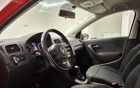 Volkswagen Polo VI (EU Market), 2012 год, 700 000 рублей, 16 фотография