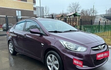 Hyundai Solaris II рестайлинг, 2012 год, 765 000 рублей, 2 фотография