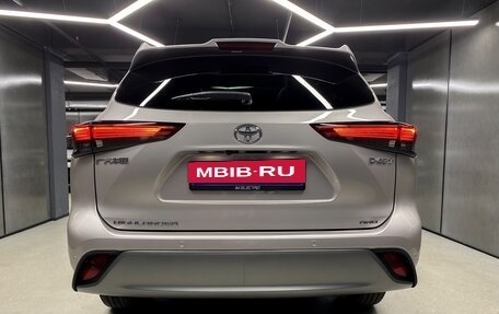 Toyota Highlander, 2025 год, 6 190 000 рублей, 7 фотография