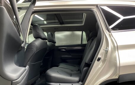 Toyota Highlander, 2025 год, 6 190 000 рублей, 19 фотография