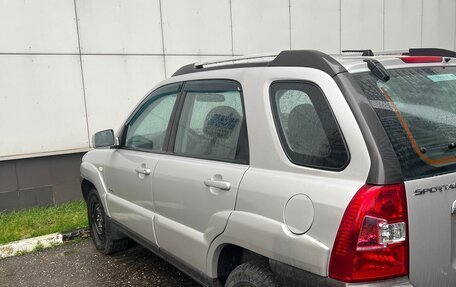 KIA Sportage II, 2007 год, 700 000 рублей, 3 фотография