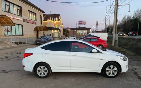 Hyundai Solaris II рестайлинг, 2015 год, 700 000 рублей, 4 фотография
