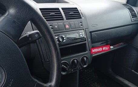 Volkswagen Polo IV рестайлинг, 2008 год, 350 000 рублей, 3 фотография