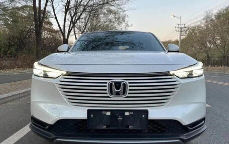 Honda Vezel, 2024 год, 2 050 000 рублей, 2 фотография