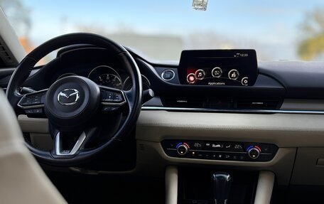 Mazda 6, 2020 год, 2 750 000 рублей, 14 фотография