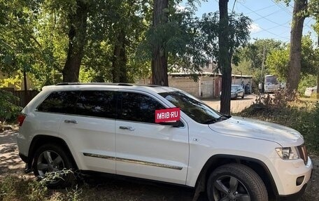 Jeep Grand Cherokee, 2012 год, 2 100 000 рублей, 4 фотография