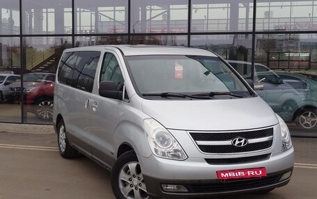 Hyundai Grand Starex Grand Starex I рестайлинг 2, 2008 год, 1 230 000 рублей, 2 фотография