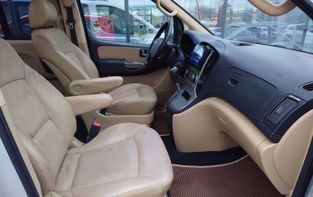 Hyundai Grand Starex Grand Starex I рестайлинг 2, 2008 год, 1 230 000 рублей, 16 фотография