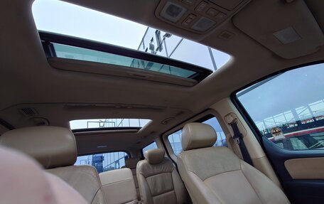 Hyundai Grand Starex Grand Starex I рестайлинг 2, 2008 год, 1 230 000 рублей, 17 фотография