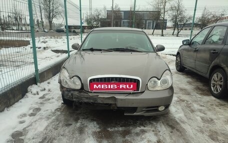 Hyundai Sonata IV рестайлинг, 2002 год, 260 000 рублей, 2 фотография