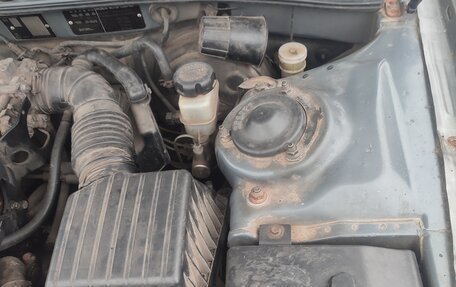 Hyundai Sonata IV рестайлинг, 2002 год, 260 000 рублей, 20 фотография