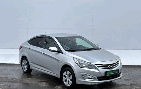 Hyundai Solaris II рестайлинг, 2016 год, 869 000 рублей, 3 фотография