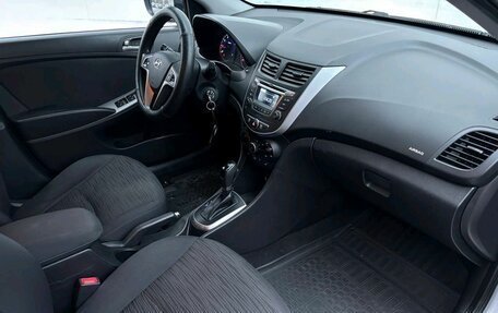 Hyundai Solaris II рестайлинг, 2016 год, 869 000 рублей, 9 фотография