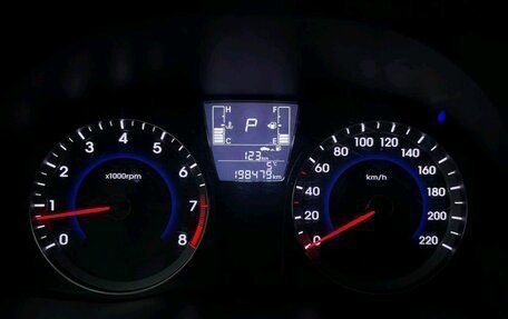 Hyundai Solaris II рестайлинг, 2016 год, 869 000 рублей, 19 фотография