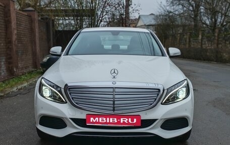 Mercedes-Benz C-Класс, 2015 год, 2 400 000 рублей, 1 фотография