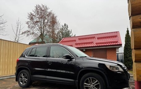 Volkswagen Tiguan I, 2010 год, 950 000 рублей, 2 фотография