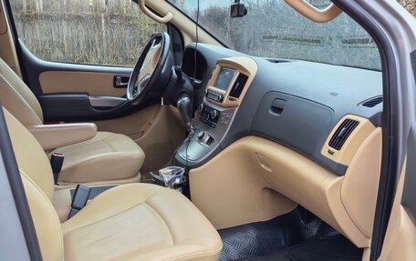 Hyundai Grand Starex Grand Starex I рестайлинг 2, 2017 год, 3 000 000 рублей, 7 фотография