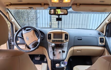 Hyundai Grand Starex Grand Starex I рестайлинг 2, 2017 год, 3 000 000 рублей, 9 фотография