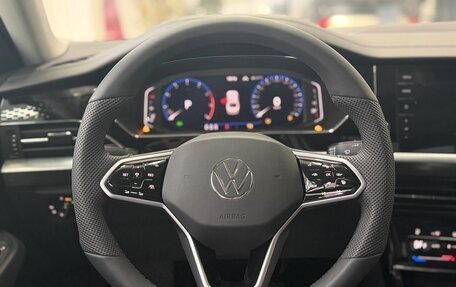 Volkswagen Passat B8 рестайлинг, 2024 год, 4 300 000 рублей, 14 фотография