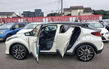 Toyota C-HR I рестайлинг, 2020 год, 2 310 000 рублей, 6 фотография