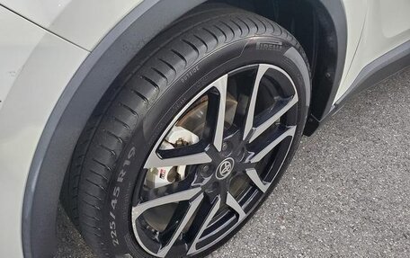 Toyota C-HR I рестайлинг, 2020 год, 2 310 000 рублей, 16 фотография