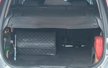 Ford Fusion I, 2005 год, 290 000 рублей, 13 фотография