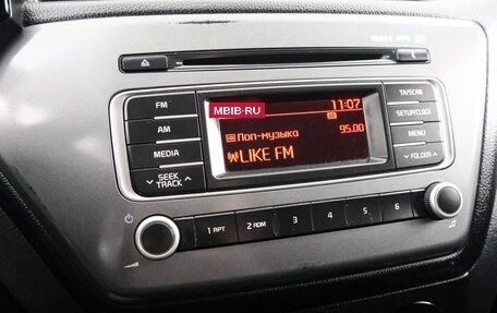 KIA Rio III рестайлинг, 2015 год, 899 000 рублей, 14 фотография