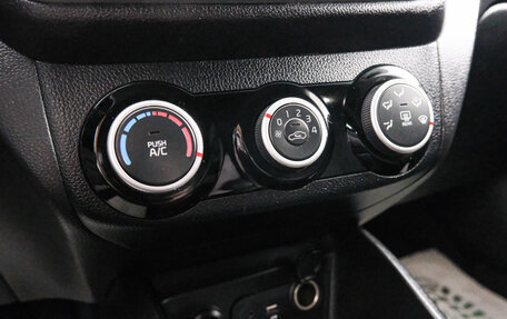 KIA Rio III рестайлинг, 2015 год, 899 000 рублей, 16 фотография