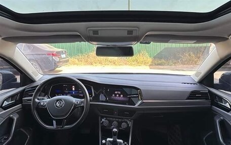 Volkswagen Jetta VII, 2022 год, 1 950 000 рублей, 7 фотография