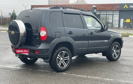 Chevrolet Niva I рестайлинг, 2013 год, 550 000 рублей, 3 фотография