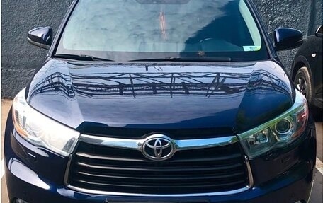 Toyota Highlander III, 2014 год, 2 300 000 рублей, 1 фотография