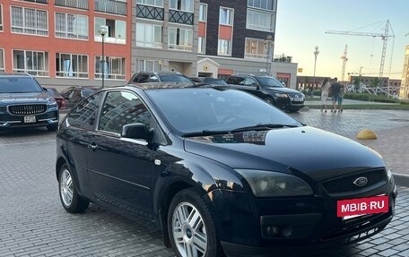 Ford Focus II рестайлинг, 2005 год, 260 000 рублей, 2 фотография