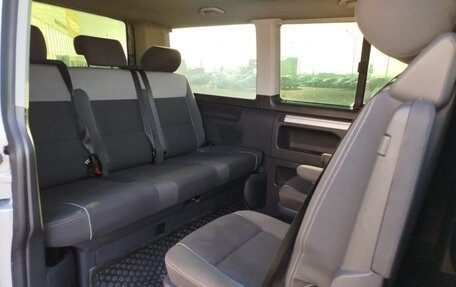 Volkswagen Multivan T5, 2010 год, 1 950 000 рублей, 14 фотография