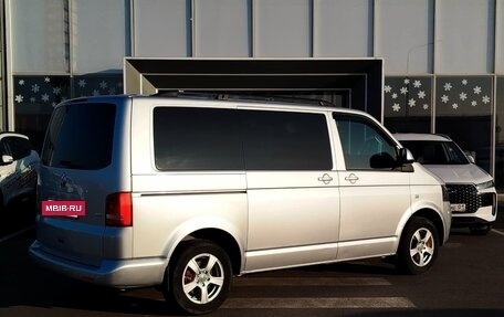 Volkswagen Multivan T5, 2010 год, 1 950 000 рублей, 2 фотография