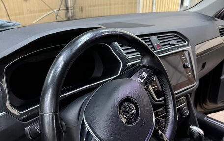 Volkswagen Tiguan II, 2018 год, 2 900 000 рублей, 7 фотография