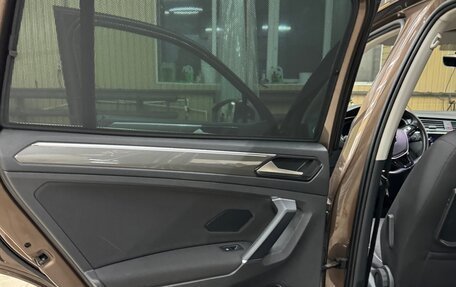 Volkswagen Tiguan II, 2018 год, 2 900 000 рублей, 13 фотография