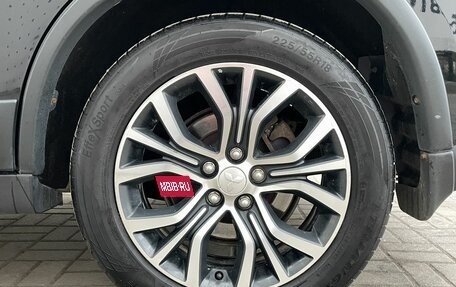 Mitsubishi Outlander III рестайлинг 3, 2016 год, 1 950 000 рублей, 19 фотография