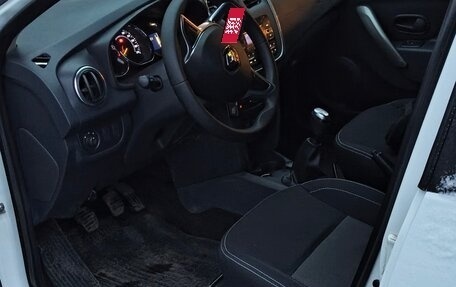 Renault Logan II, 2021 год, 1 150 000 рублей, 12 фотография