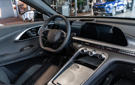 CheryExeed TXL, 2024 год, 3 800 000 рублей, 13 фотография