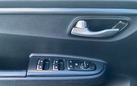 KIA Rio IV, 2019 год, 1 499 000 рублей, 10 фотография