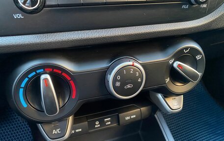 KIA Rio IV, 2019 год, 1 499 000 рублей, 12 фотография