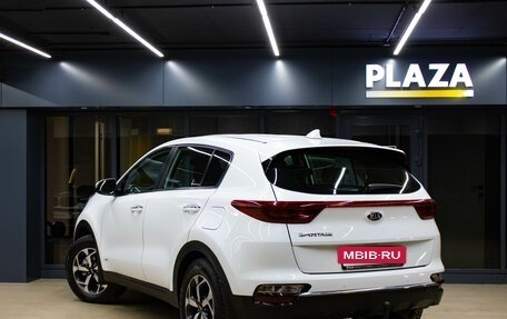 KIA Sportage IV рестайлинг, 2019 год, 2 049 000 рублей, 3 фотография