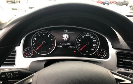 Volkswagen Touareg III, 2015 год, 2 250 000 рублей, 7 фотография