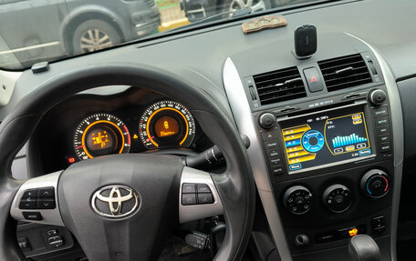 Toyota Corolla, 2010 год, 1 050 000 рублей, 8 фотография