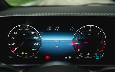 Mercedes-Benz V-Класс, 2025 год, 12 000 000 рублей, 9 фотография