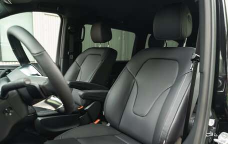 Mercedes-Benz V-Класс, 2025 год, 12 000 000 рублей, 18 фотография